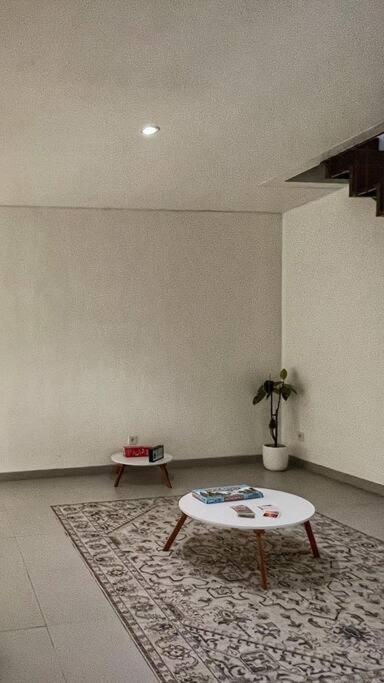 Rumah Lawani Villa *